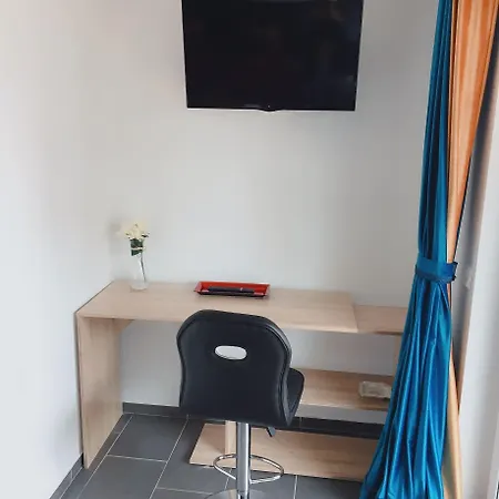 Eifelhof Weina 3* هيمباخ